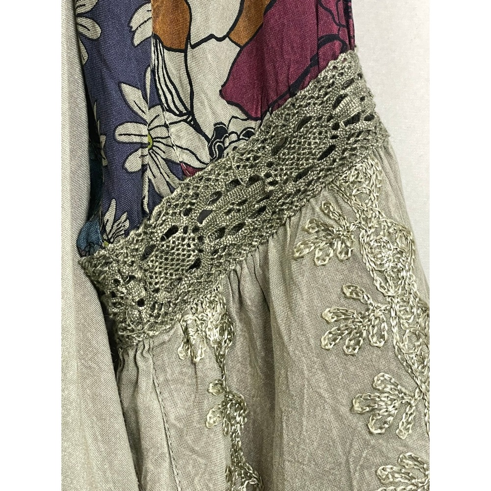 Young Threads Est Med-Large Boho Sage Floral Patchwork Embroidered Bell Sleeve - Picture 12 of 16